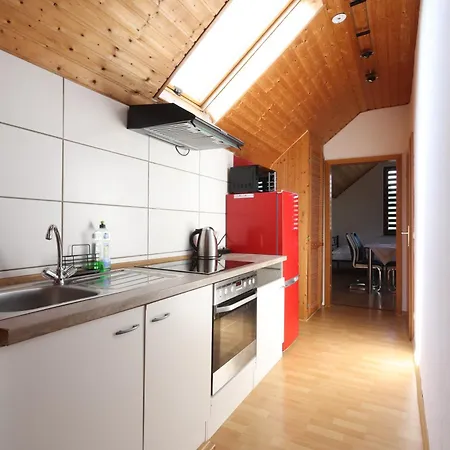 Hotel Seeblick Obermaubach Szálloda 3*