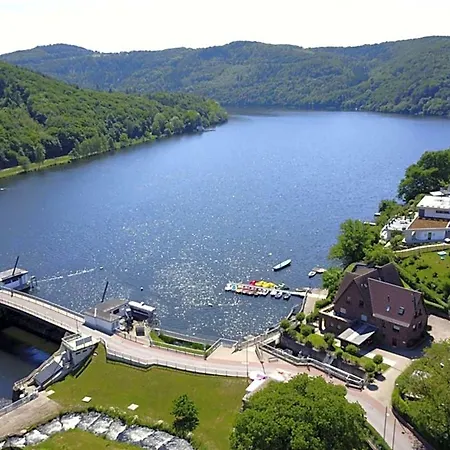 Hotel Seeblick 3*