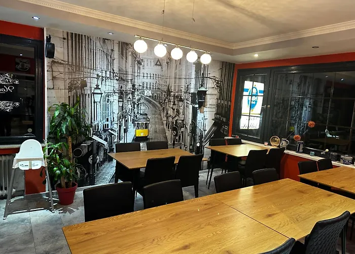 Отель Seeblick Obermaubach